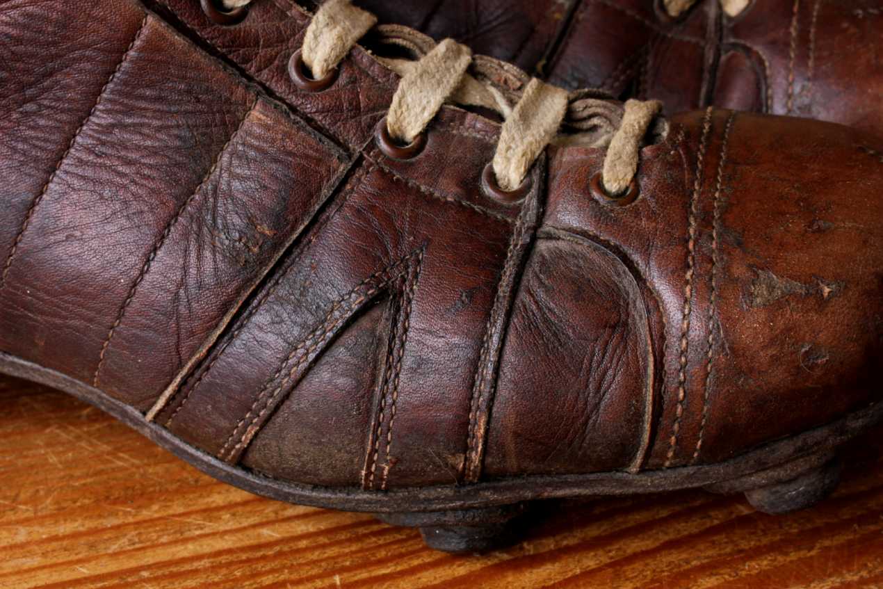 Vintage Football Boots With Leather Bar Studs. Soccer Shoes. c1950.