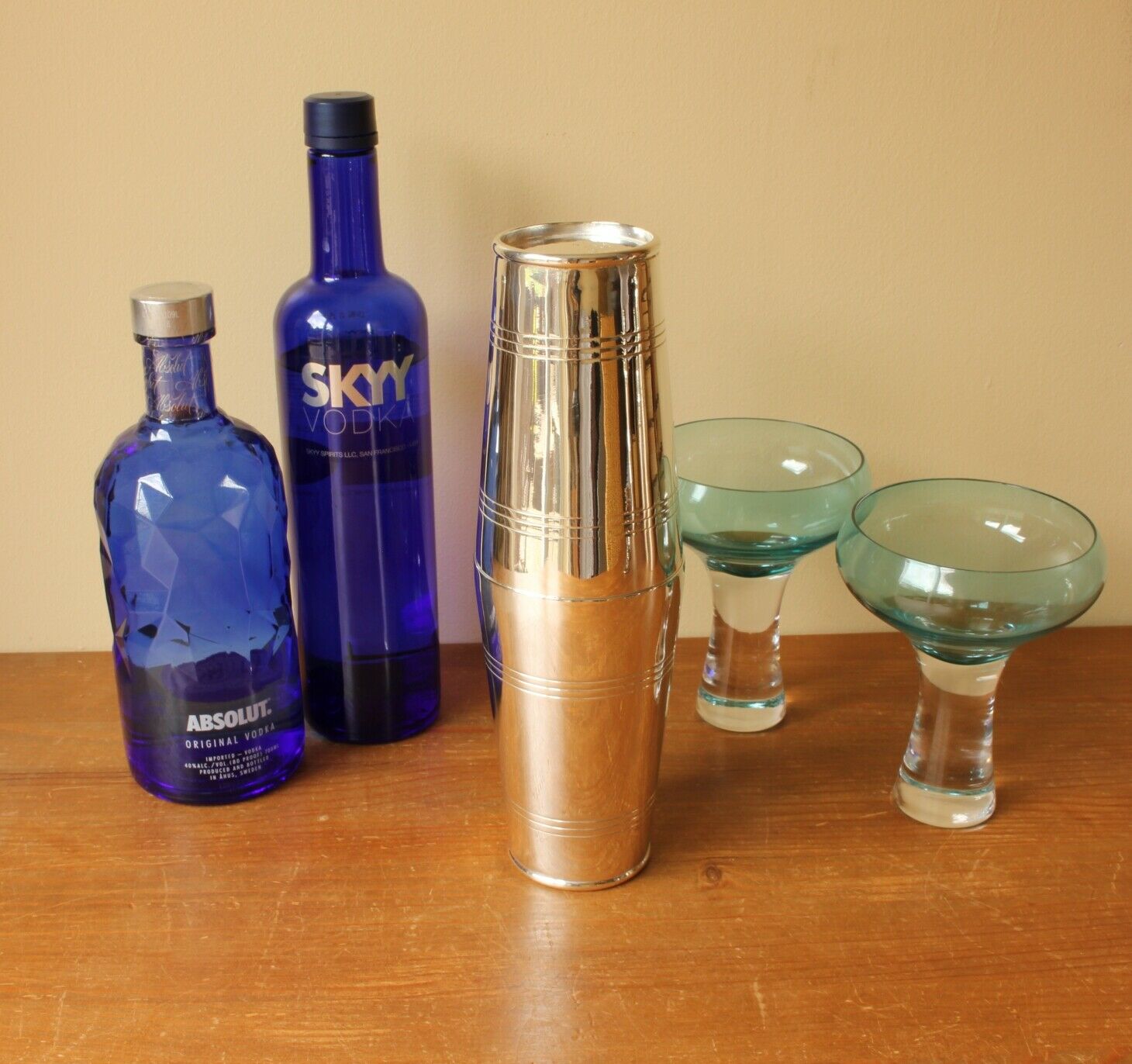 Large Art Deco Silver Plate Boston Cocktail Mixology Shaker.