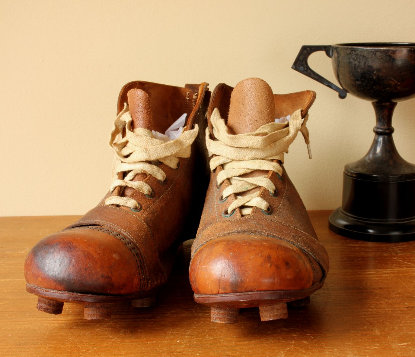 Jen Leather Football Boots. c1940 Soccer Cleats Shoes Size 9.