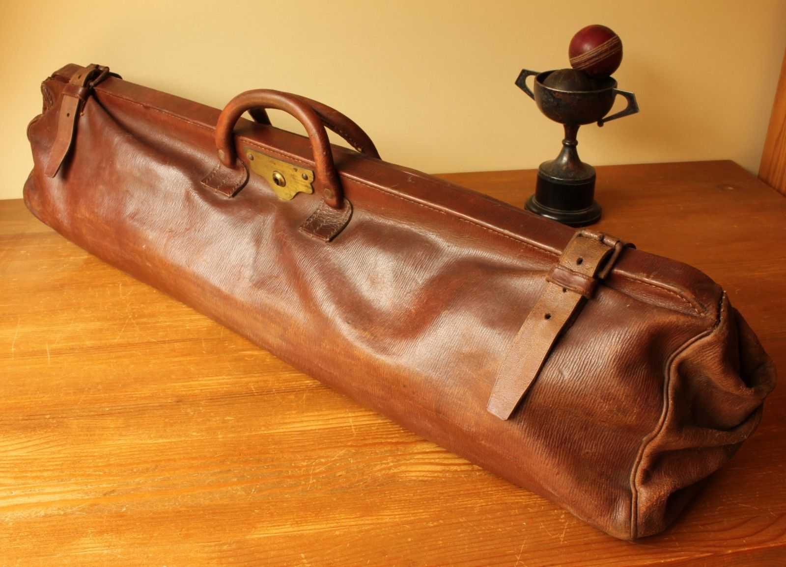 Antique Leather Cricket Kit Bag. Vintage Long Bat Carry Holdall With