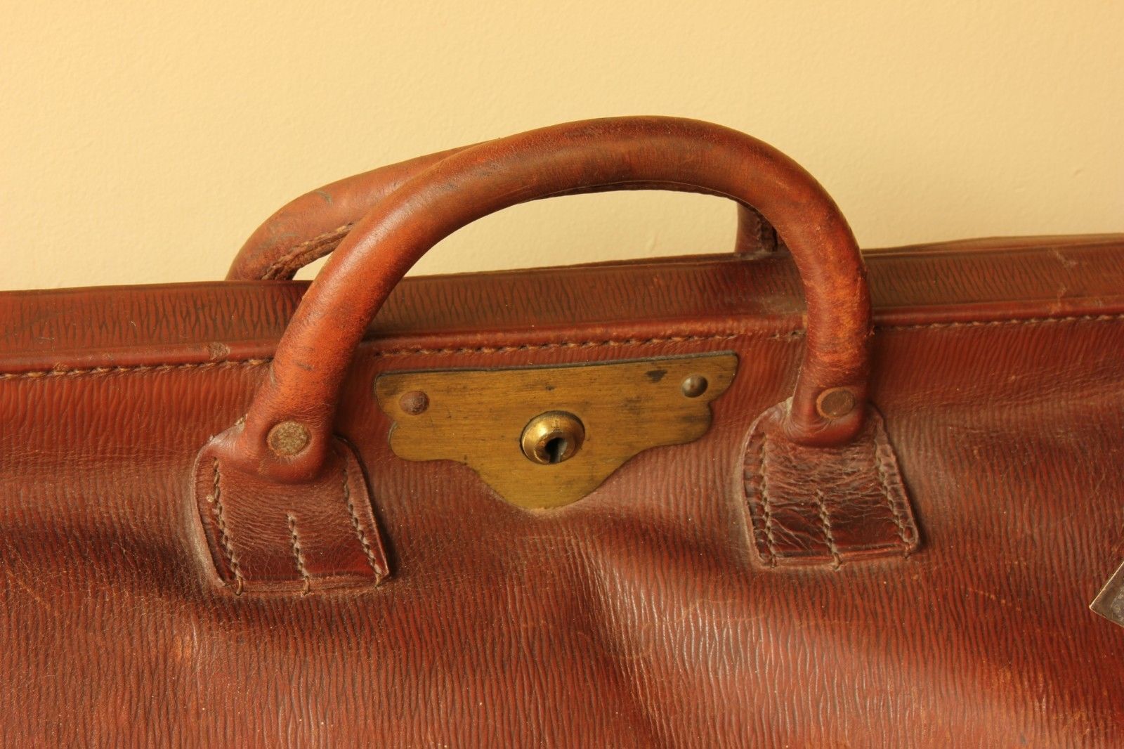 Antique Leather Cricket Kit Bag. Vintage Long Bat Carry Holdall With