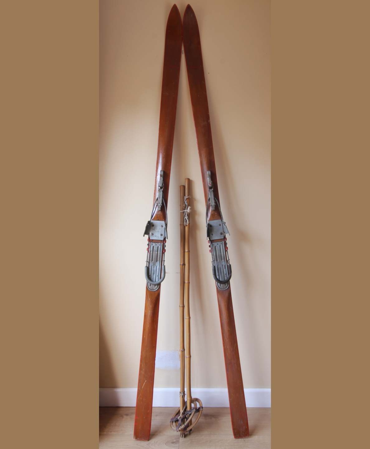 Vintage Wooden Skis & Poles. Muller Ski Spezial. Ski Lodge, Chalet.