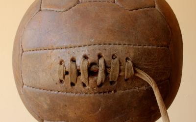 18 Panel Laced Football