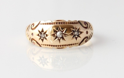 18ct Diamond Gypsy Ring