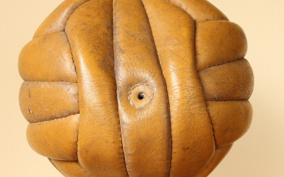 1950s Valve Football