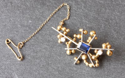 Abstract Star Bobble Brooch