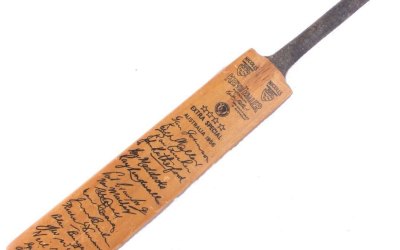 Australia 1956 Bat