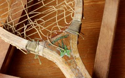 Fishtail Racket