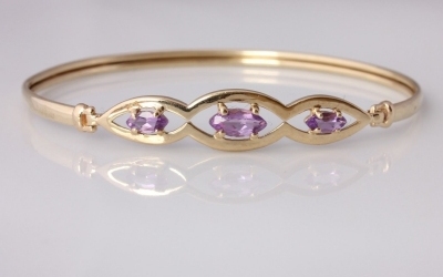 Gold Amethyst Bangle