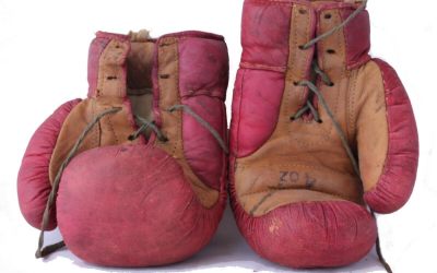 Red 4oz Gloves