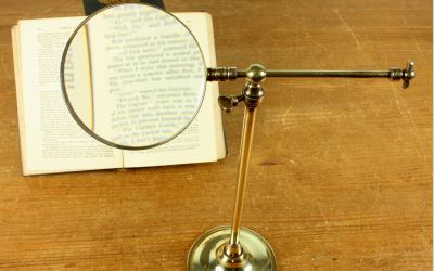 Siegel Table Magnifying Lens