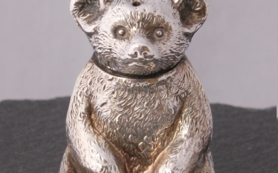 Silver Teddy Bear Pepperette