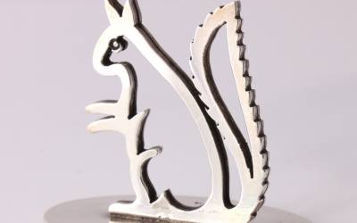 Squirrel Menu Holder