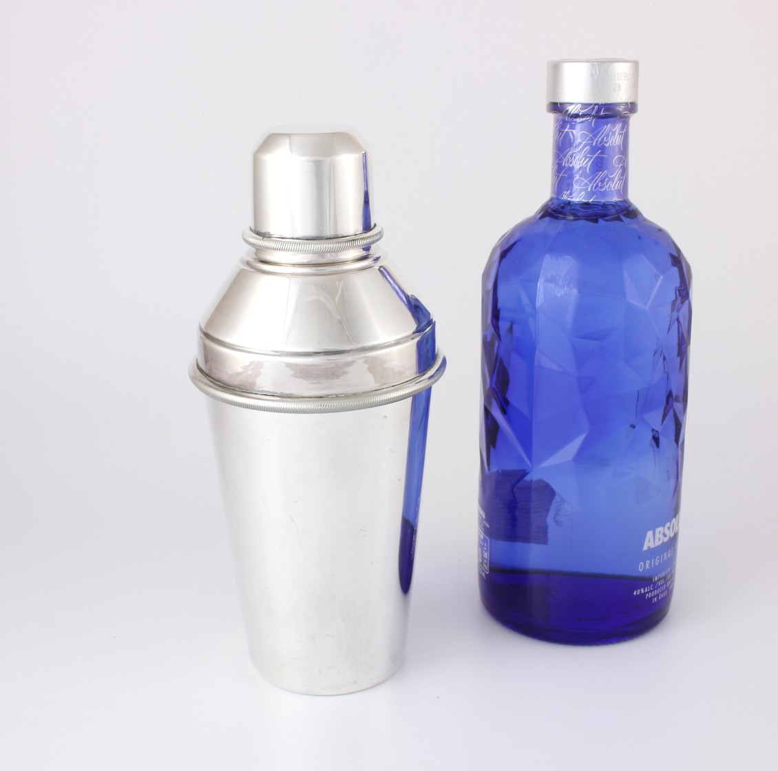 Silver Plate Cocktail Lemon Juicer Shaker. A L Davenport. c1930.