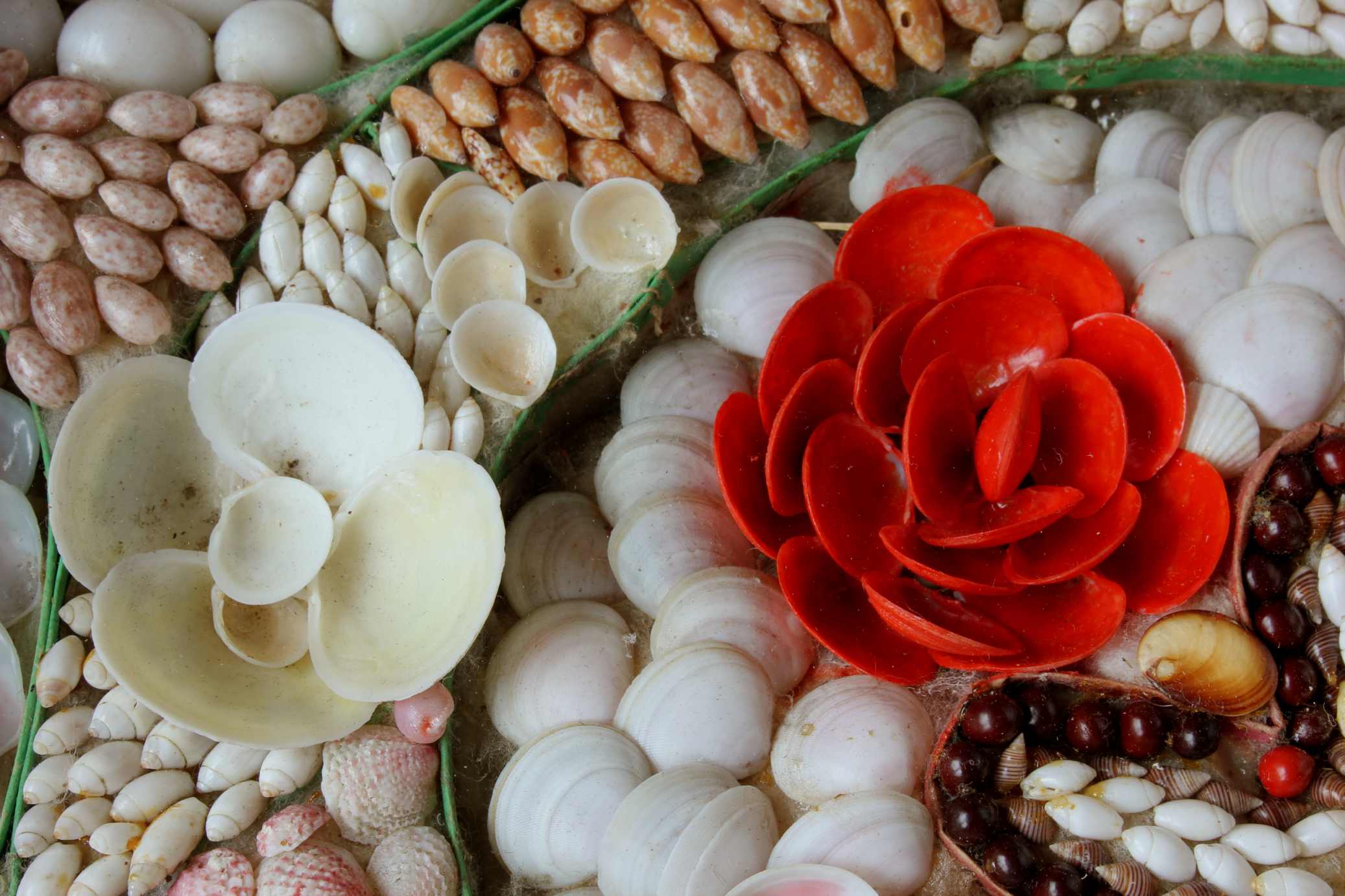 Antique Sailor's Shell Valentine. 19th Century Shellwork Love Token.