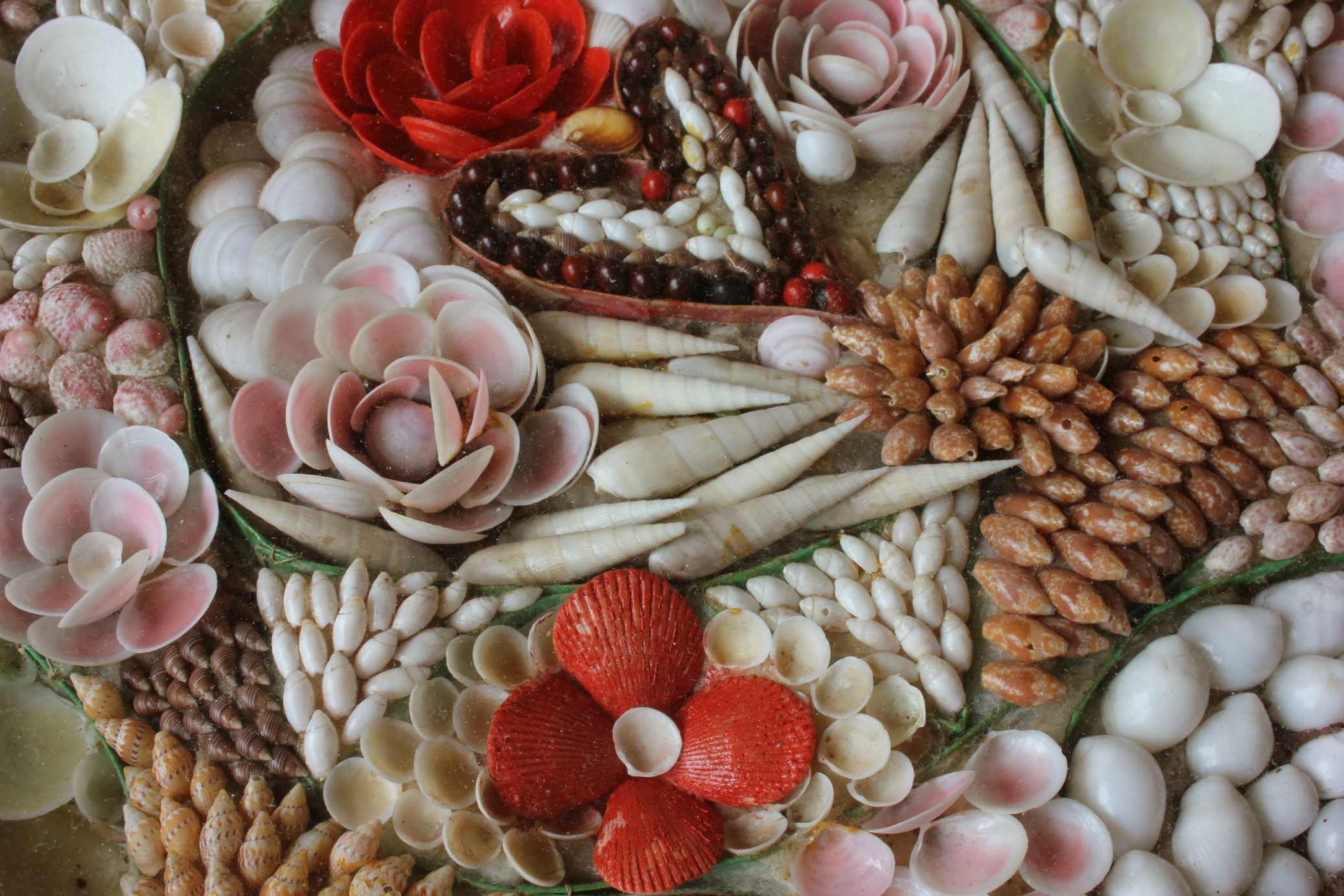 Antique Sailor's Shell Valentine. 19th Century Shellwork Love Token.
