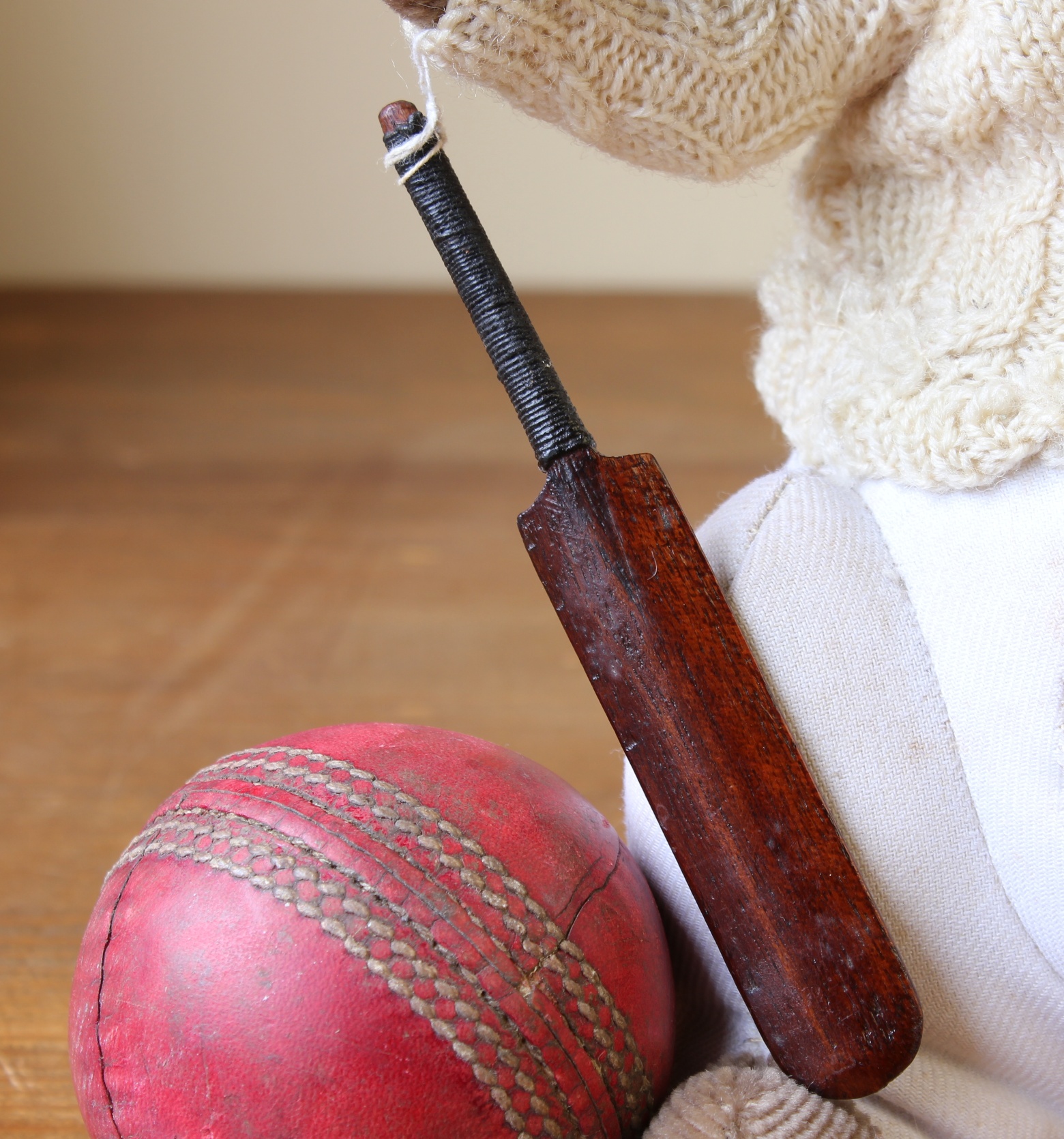 Vintage Kangaroo Cricketer Toy + Bat & Ball Australia Cricket Mascot