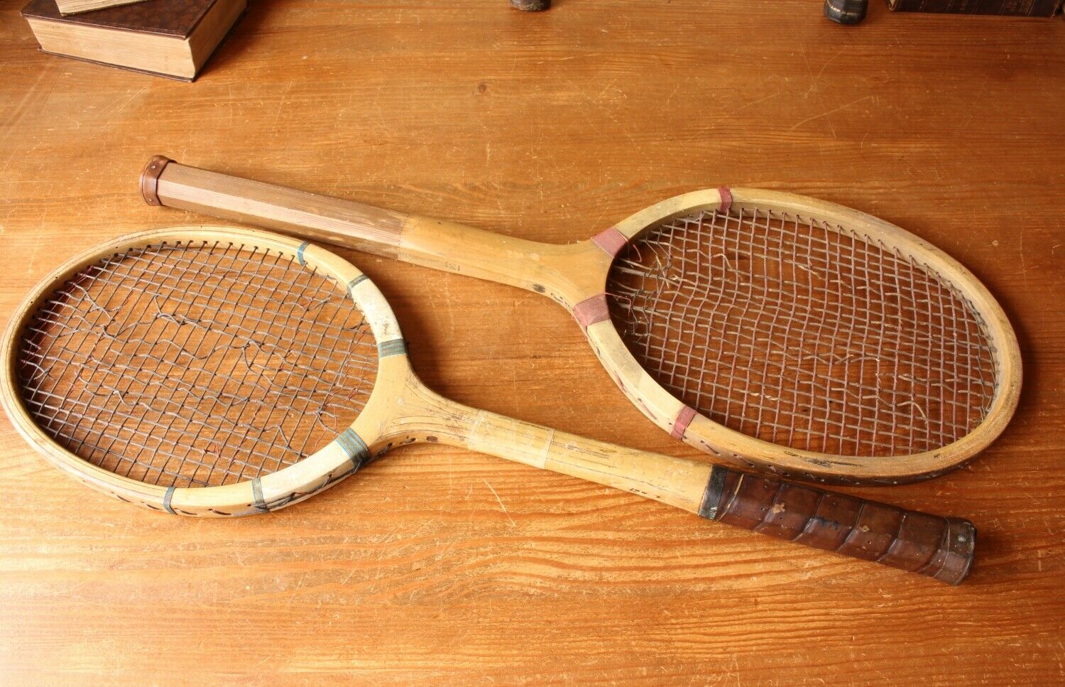 Set Of 4 Lawn Tennis Rackets For Shop, Sports Bar, Display, Wimbledon.