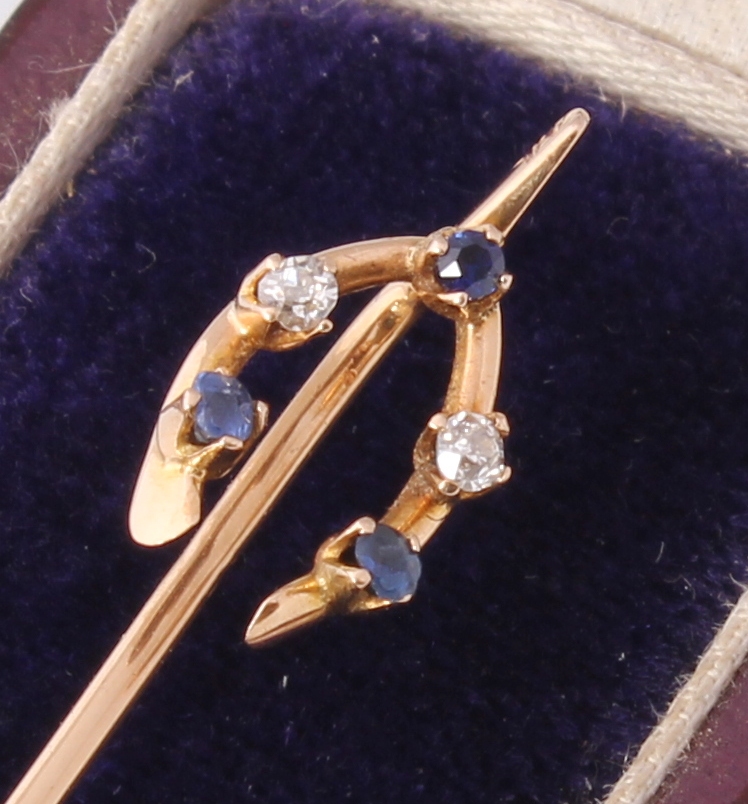 Victorian 15ct Gold Diamond & Sapphire Wishbone Tie Cravat Stick Stock Pin.