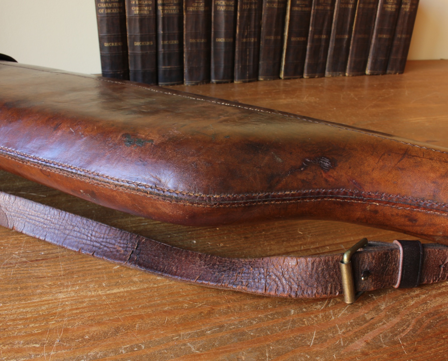Leather Leg of Mutton Shotgun Case / Shooting Gun Carry Bag.