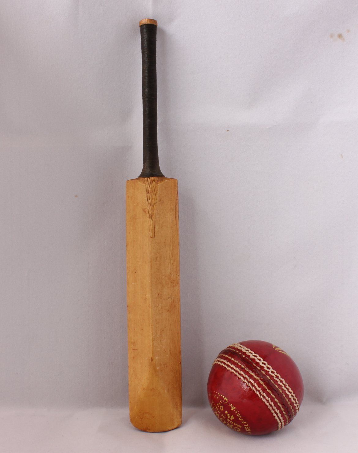 Miniature Nicolls Autograph Cricket Bat MCC West Indies Tour 19591960.