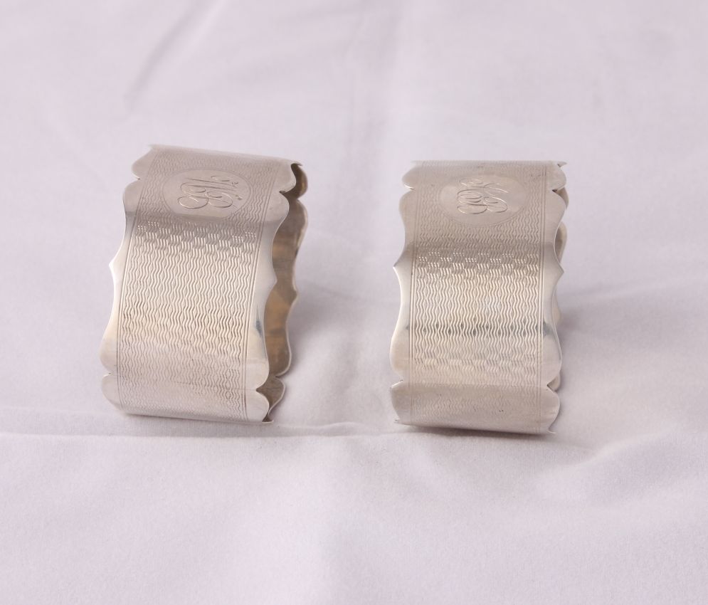Pair of Boxed Solid Silver Hallmarked 1923 Napkin Rings.