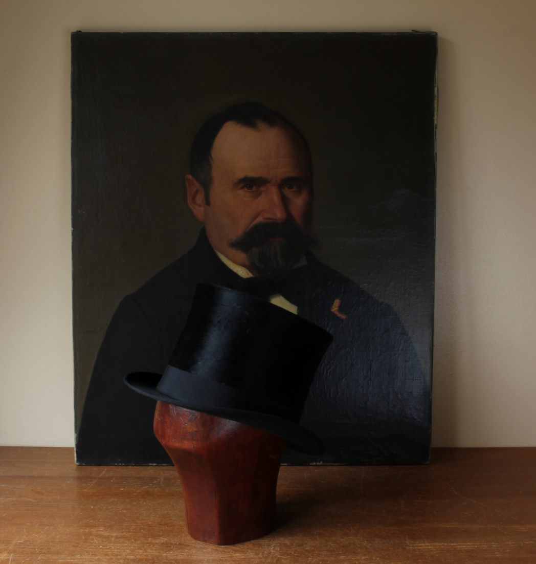 Wooden Head Block & Top Hat. Antique Milliners Topper. Hat Display.