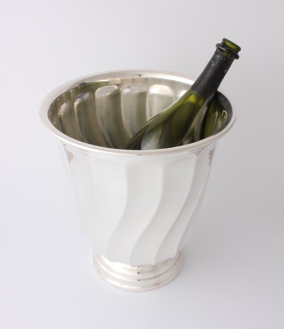 Silver Plate Champagne Cooler. Twist Spiral Design Wine Ice Bucket.