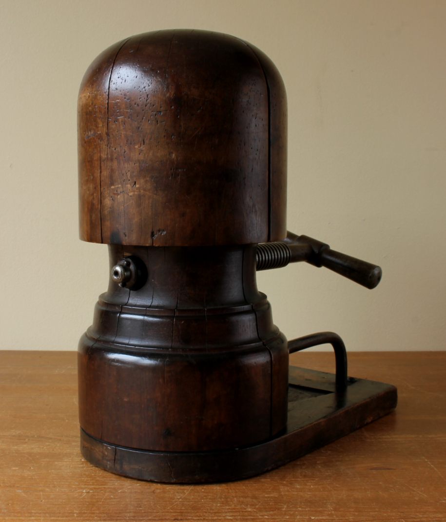 Hat Stretcher. Milliner's Wooden Mechanical Sizer Display Stand. c1890.